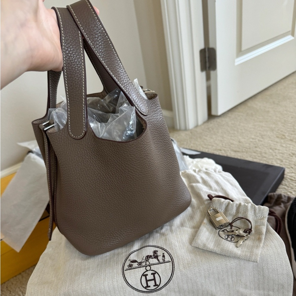 Hermes Picotin Lock 18 PM Etoupe